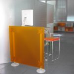 Stellwand Büro Acrylglas Trennwand orange-gefrostet
